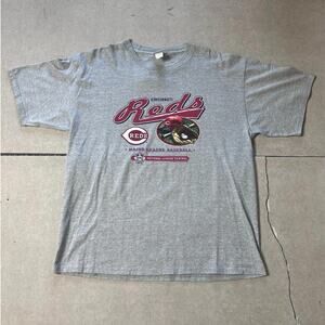 2000s Vintage Cincinatti Reds Grey T Shirt Size XL